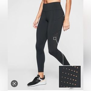 Athleta Contender laser cut black leggings XS